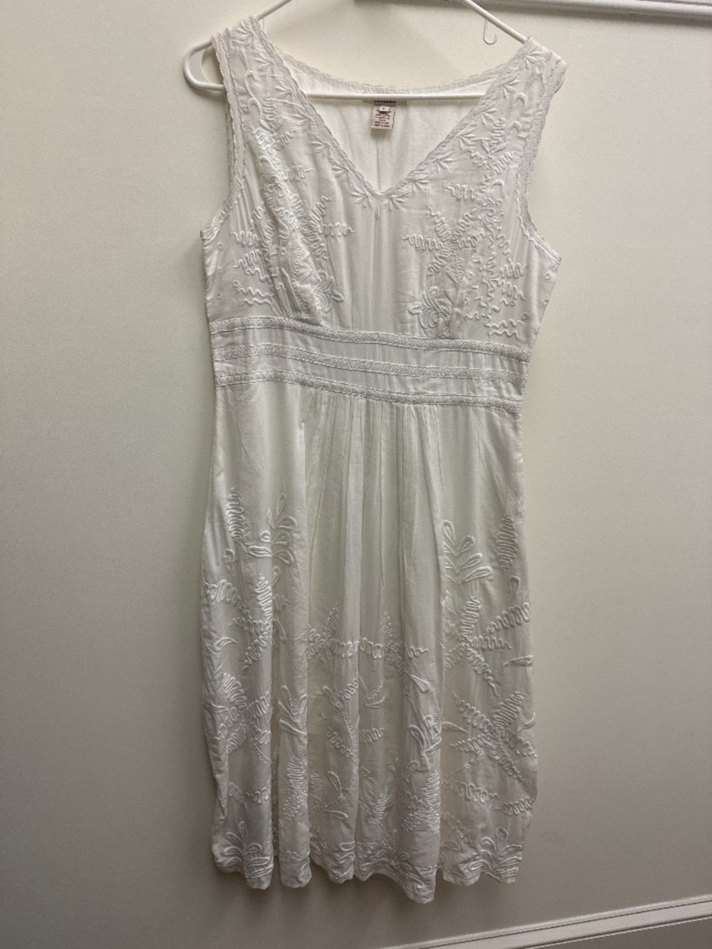 Embroidered white Sundance dress